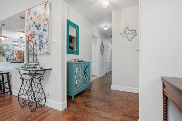 2941 Harvest Hill Drive, Grapevine, TX 76051