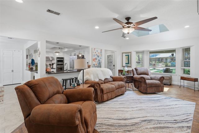 2941 Harvest Hill Drive, Grapevine, TX 76051