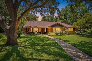 2941 Harvest Hill Drive, Grapevine, TX 76051