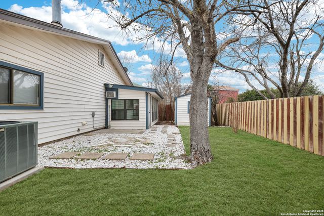 8907 Athens, San Antonio, TX 78251