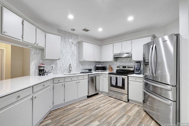 8907 Athens, San Antonio, TX 78251