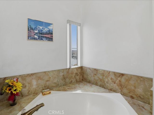 22636 Inspiration, Canyon Lake, CA 92587