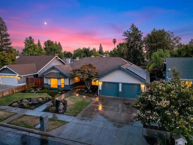 167 W Quincy Avenue, Fresno, CA 93711