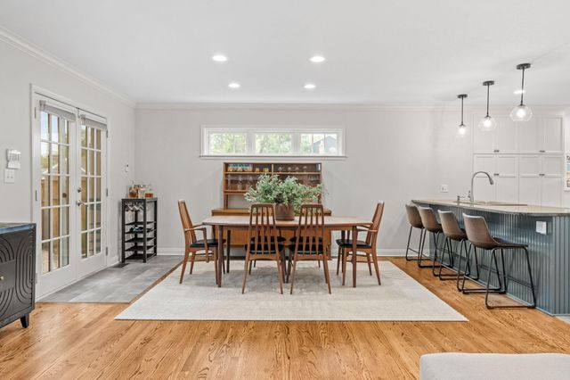 5541 Vincent Avenue S, Minneapolis, MN 55410