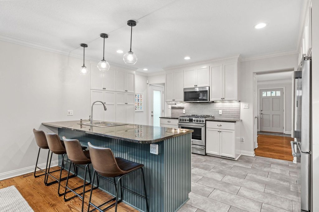 5541 Vincent Avenue S, Minneapolis, MN 55410 — photo 4