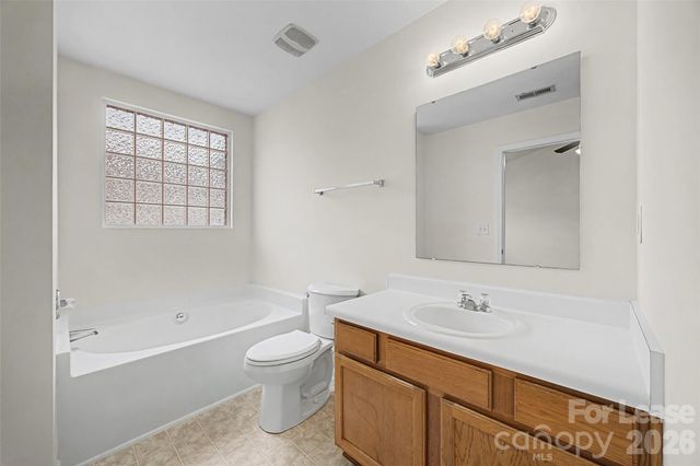 7371 Laurel Valley Road 212, Charlotte, NC 28273