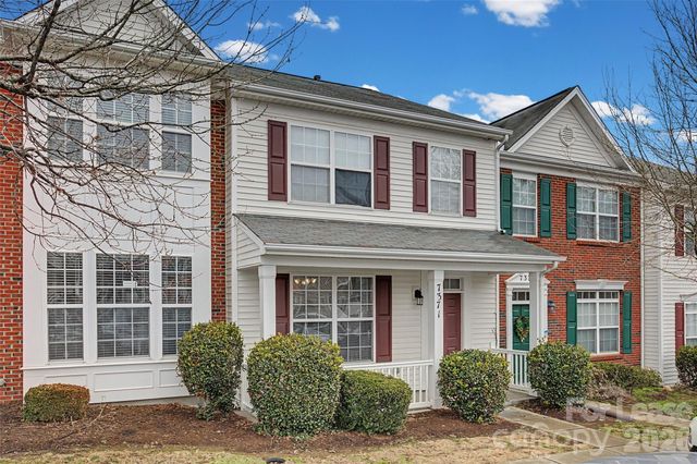 7371 Laurel Valley Road 212, Charlotte, NC 28273