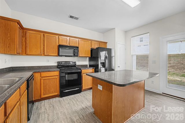 7371 Laurel Valley Road 212, Charlotte, NC 28273