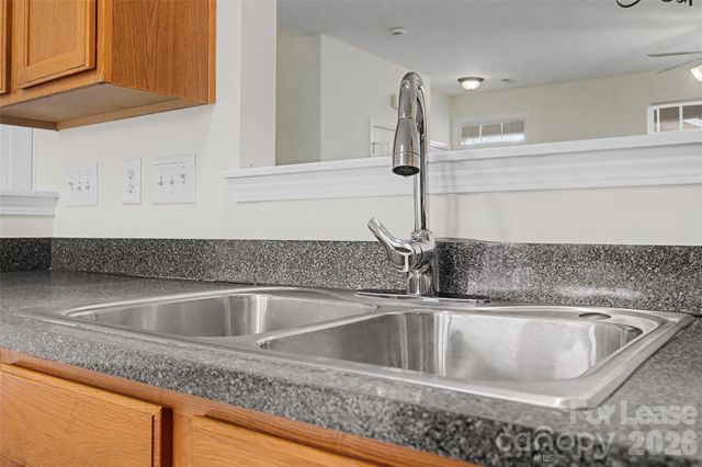 7371 Laurel Valley Road 212, Charlotte, NC 28273