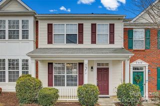 7371 Laurel Valley Road 212, Charlotte, NC 28273