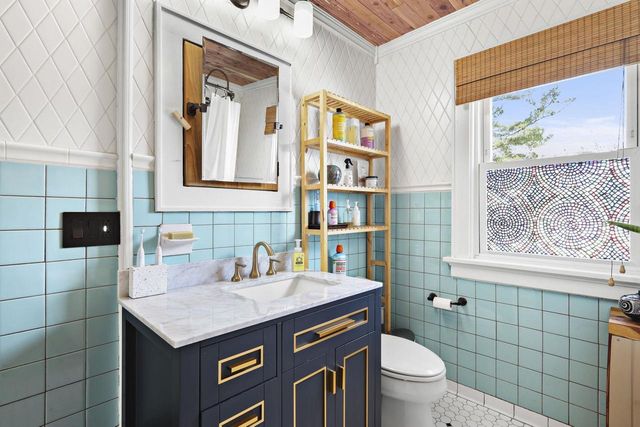 2554 Upham Street, Madison, WI 53704