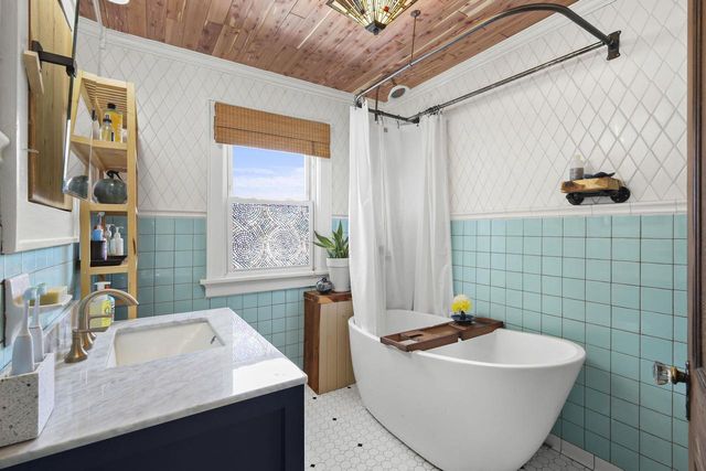 2554 Upham Street, Madison, WI 53704