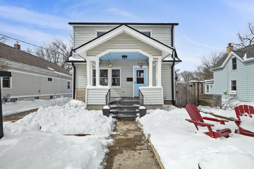 2554 Upham Street, Madison, WI 53704