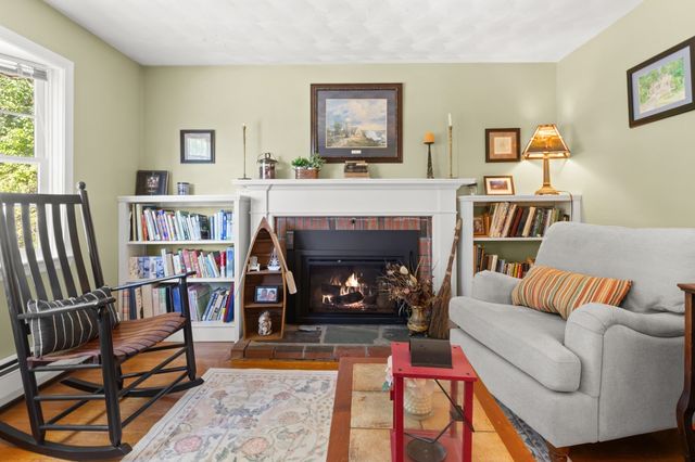 69 Hemlock St, Arlington, MA 02474