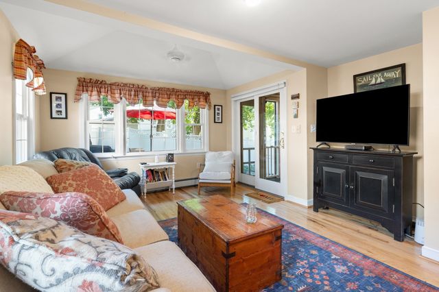 69 Hemlock St, Arlington, MA 02474