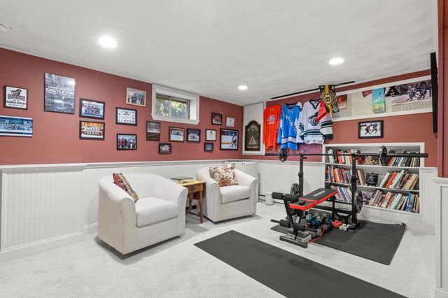 69 Hemlock St, Arlington, MA 02474