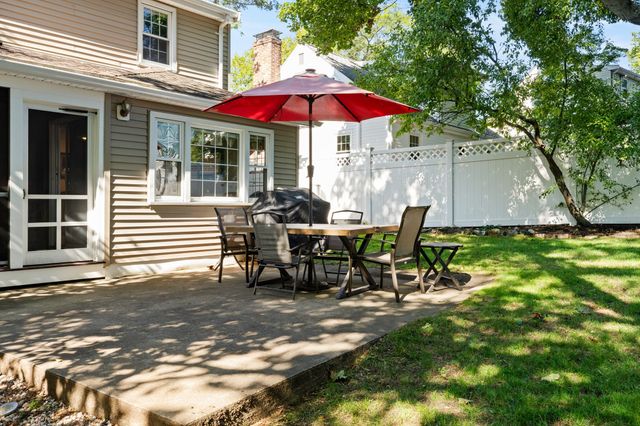 69 Hemlock St, Arlington, MA 02474