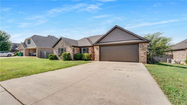 1410 Abbey Lane, Centerton, AR 72719