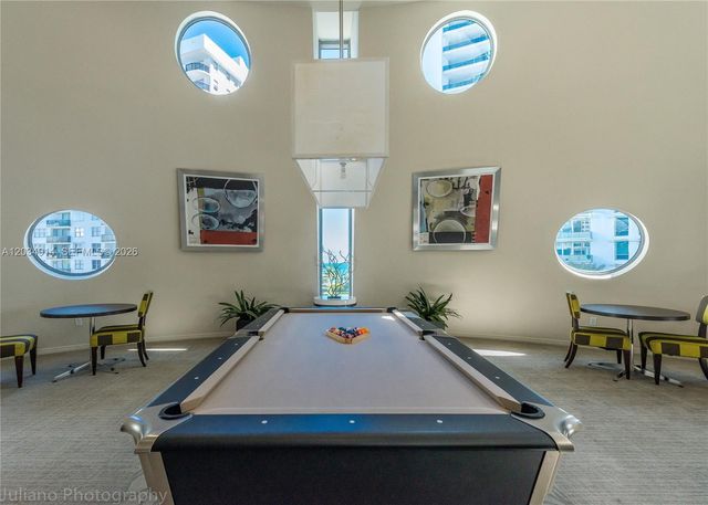 6000 Collins Avenue 517, Miami Beach, FL 33140