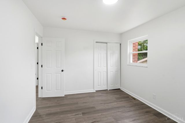 10686 Chelmsford Road, Cincinnati, OH 45240