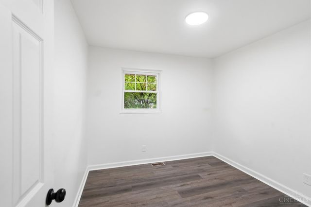 10686 Chelmsford Road, Cincinnati, OH 45240