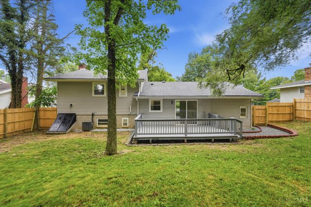 10686 Chelmsford Road, Cincinnati, OH 45240