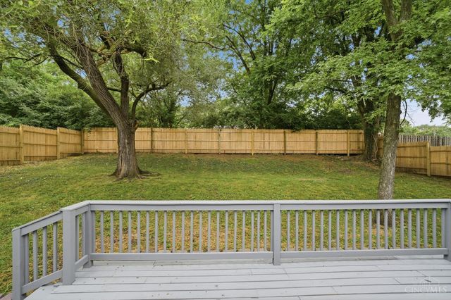 10686 Chelmsford Road, Cincinnati, OH 45240