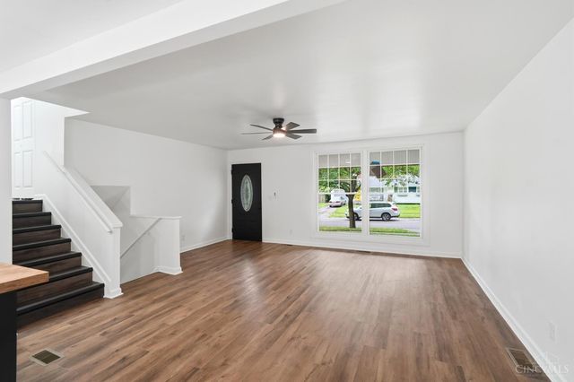 10686 Chelmsford Road, Cincinnati, OH 45240