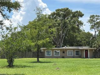 6770 Marna LN, North Fort Myers, FL 33917
