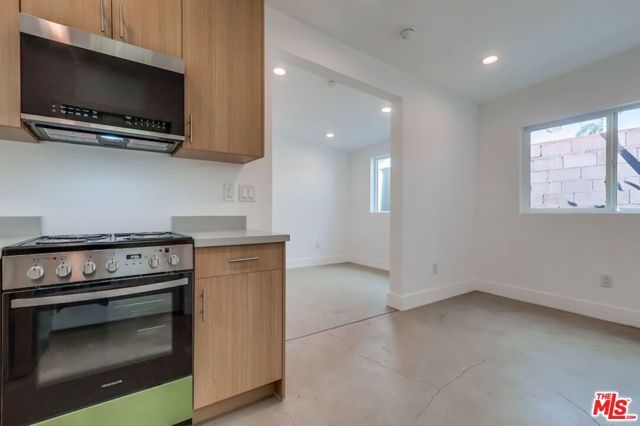 1151 S Highland Avenue, Los Angeles, CA 90019