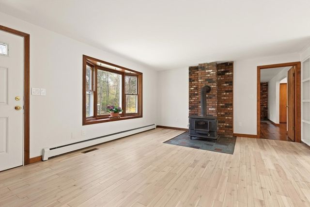 165 Howard St, Easton, MA 02375