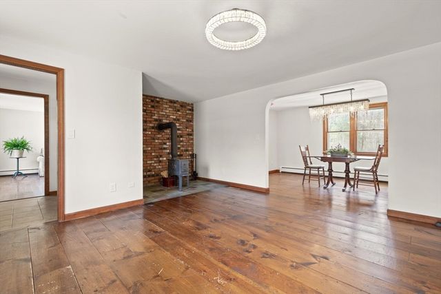 165 Howard St, Easton, MA 02375