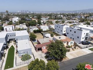 1929 Carmona Avenue, Los Angeles, CA 90016
