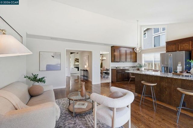 723 Navaronne Way, Concord, CA 94518
