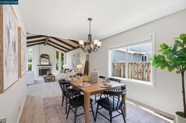 723 Navaronne Way, Concord, CA 94518