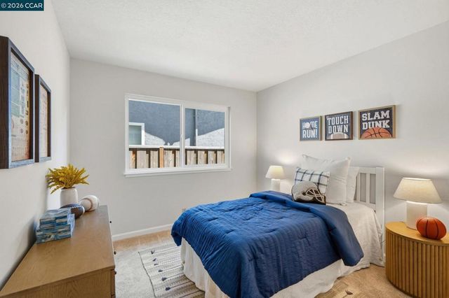 723 Navaronne Way, Concord, CA 94518