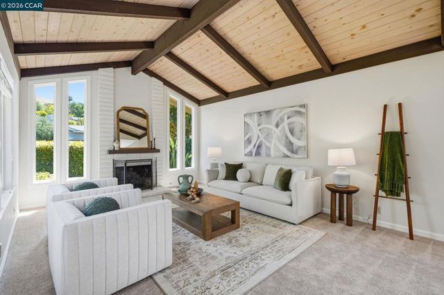 723 Navaronne Way, Concord, CA 94518