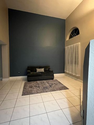1933 NW 99th Avenue, Pembroke Pines, FL 33024