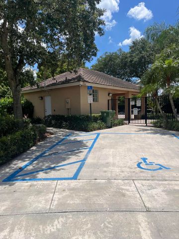 1933 NW 99th Avenue, Pembroke Pines, FL 33024