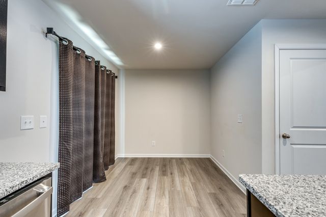 1520 Smoketree Rd, Antioch, TN 37013