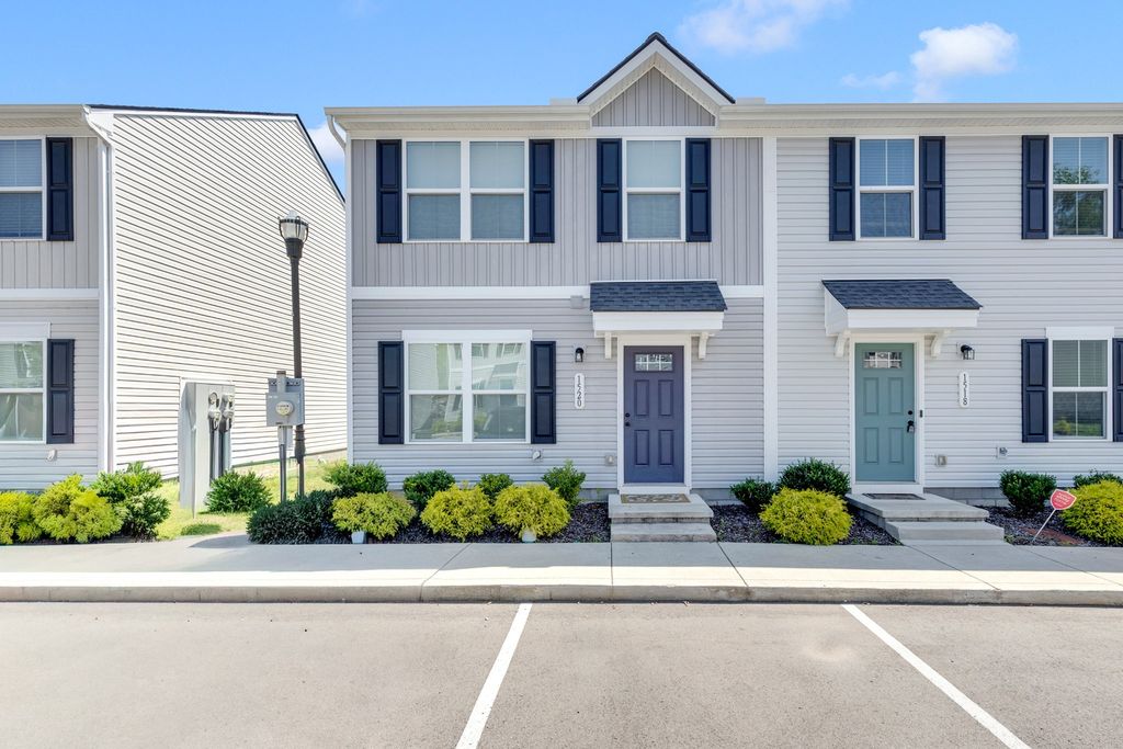 1520 Smoketree Rd, Antioch, TN 37013