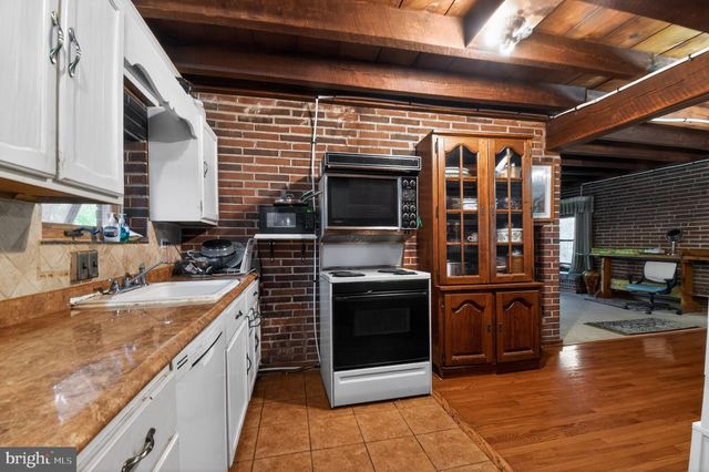5013 LINCOLN AVE, Alexandria, VA 22312