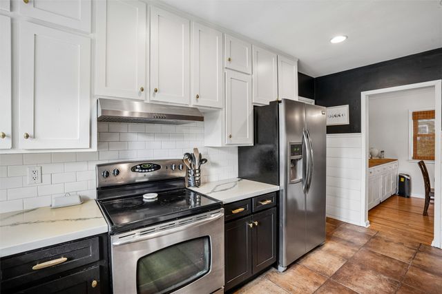 917 14th Street, West Des Moines, IA 50265