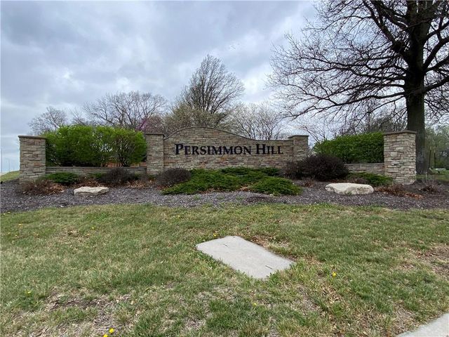 400 N Persimmon Drive, Olathe, KS 66061