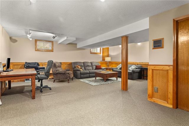 400 N Persimmon Drive, Olathe, KS 66061