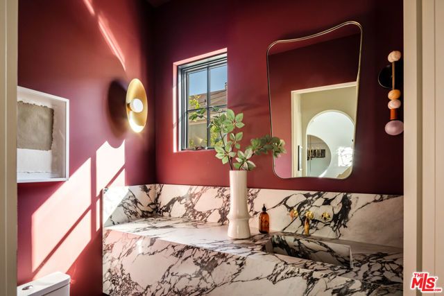 344 N Vista Street, Los Angeles, CA 90036