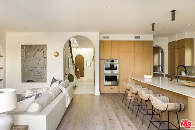 344 N Vista Street, Los Angeles, CA 90036