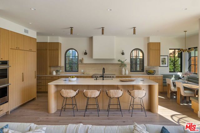 344 N Vista Street, Los Angeles, CA 90036