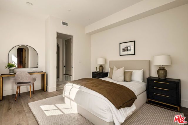 344 N Vista Street, Los Angeles, CA 90036