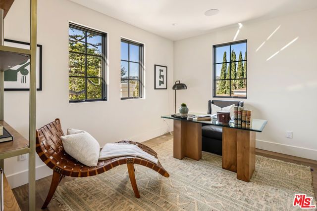 344 N Vista Street, Los Angeles, CA 90036